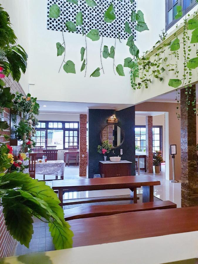 Maple Tree Homestay Maguwo Bagian luar foto