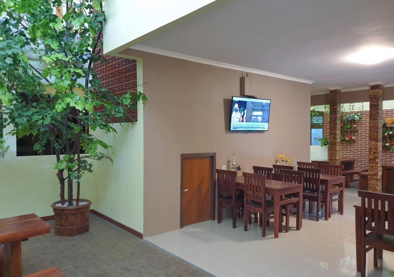Maple Tree Homestay Maguwo Bagian luar foto